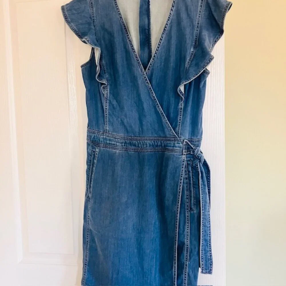 White House Black Market women's denim wrap jumper dress size 8 cowboy core - Picture 2 of 5